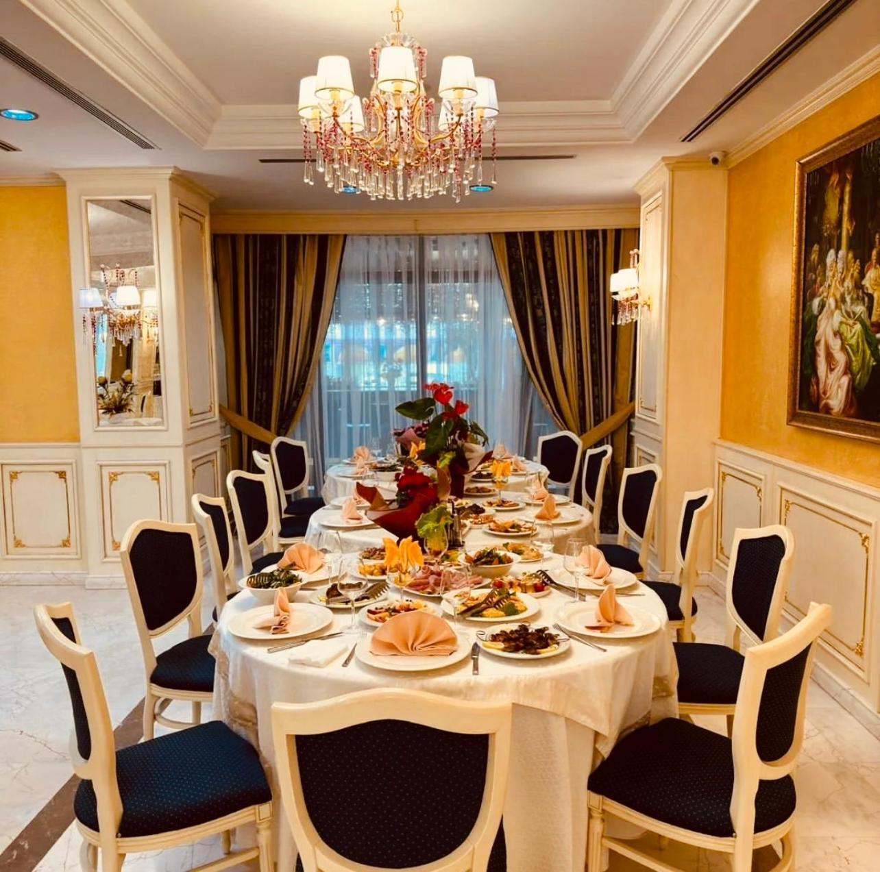 Hotel Fieri Екстериор снимка