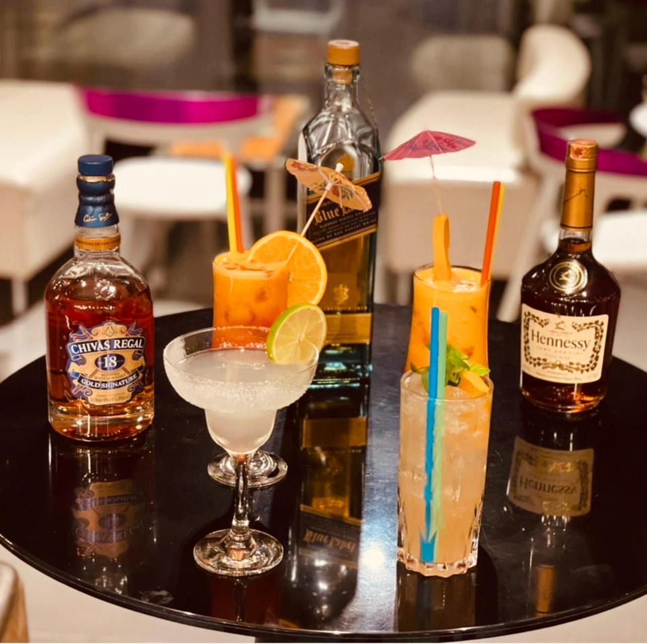 Hotel Fieri Екстериор снимка