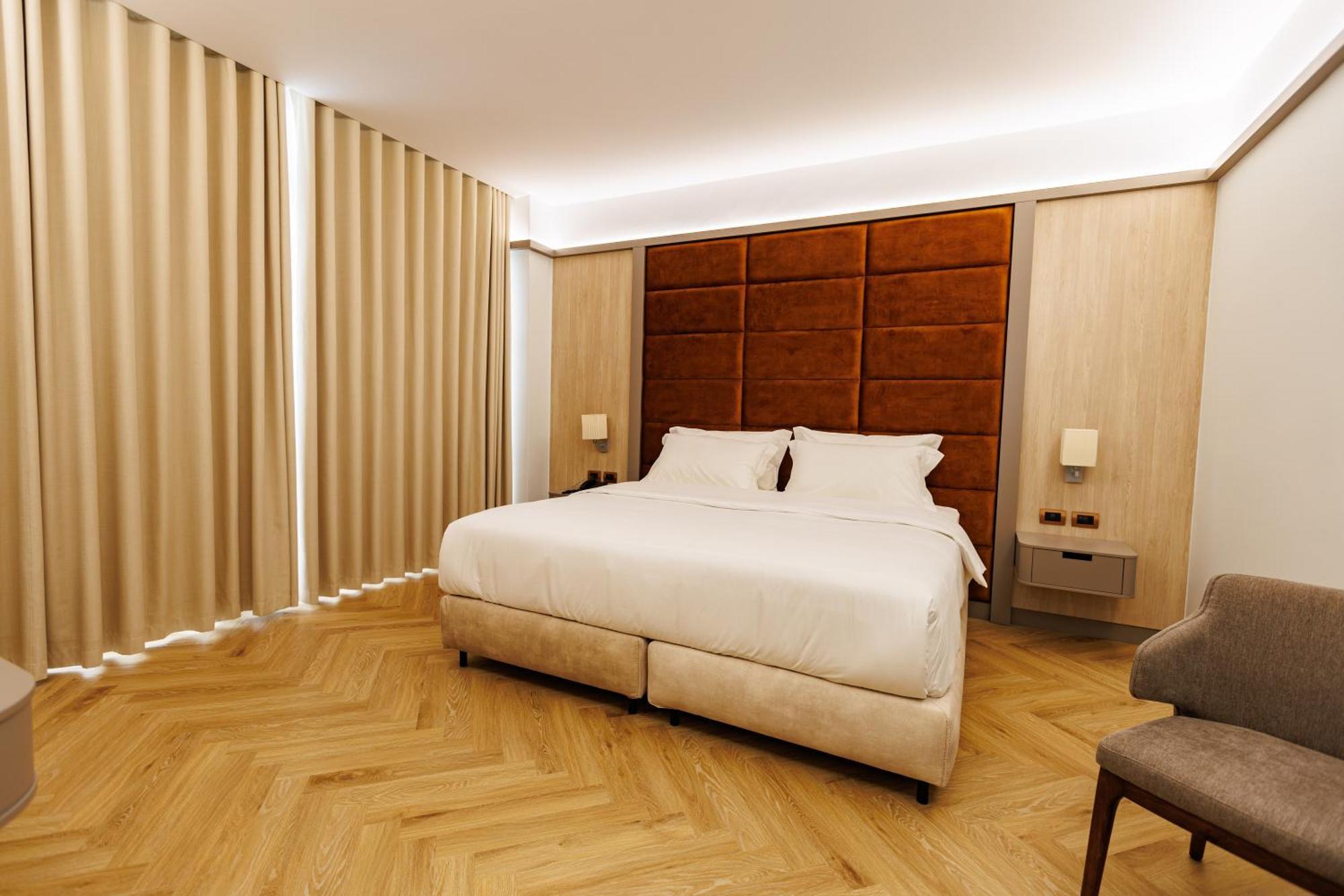 Hotel Fieri Екстериор снимка