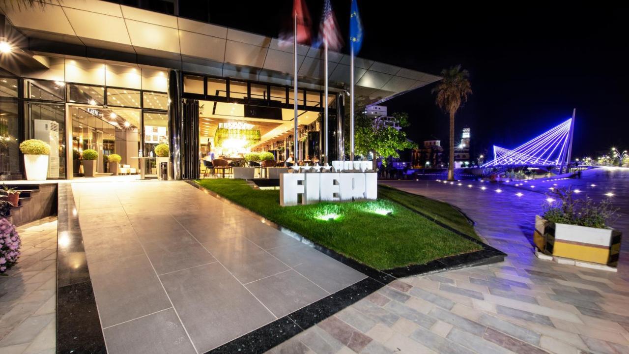 Hotel Fieri Екстериор снимка